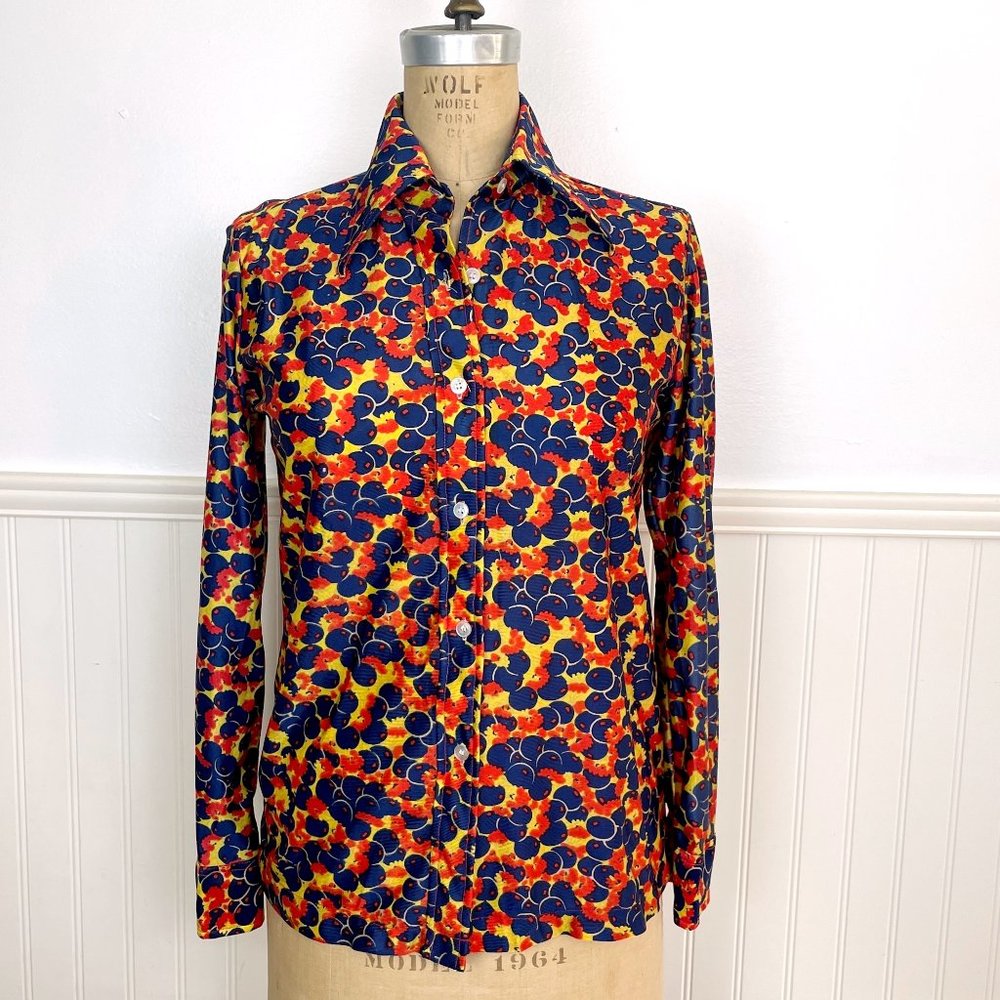 Vintage 1970s blueberry and flower print disco shirt - size small